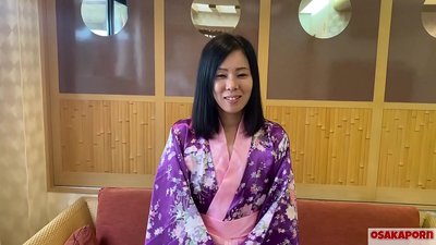 Ib tug 41-xyoo-laus tus poj niam Japanese dag rau nws tus txiv thiab cov tub hluas sib deev kom tau nyiaj. Neeg Esxias bitch nyiam cov plaub hau dub cev nqaij daim tawv, tattoos thiab blowjobs. masturbating sawv doggy IFOM OSAKAPORN